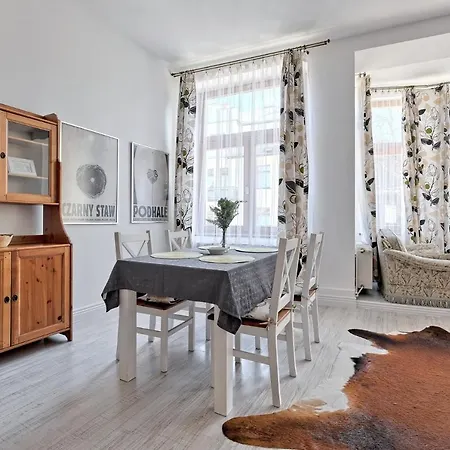 아파트 Tatra Club Centrum